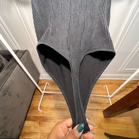 DARK GREY HOOP CAMI // size small - medium🤍 - Picture 6 of 6